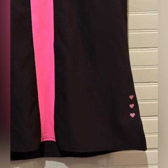 🩺 HeartSoul Women's Black and Pink Scrub Top Size Small - Picture 6 of 10